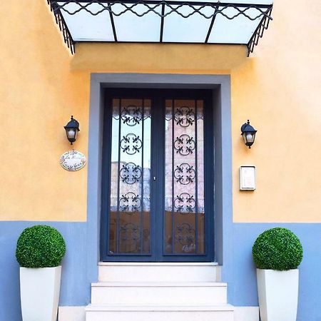 La rumba Napoli Bagian luar foto